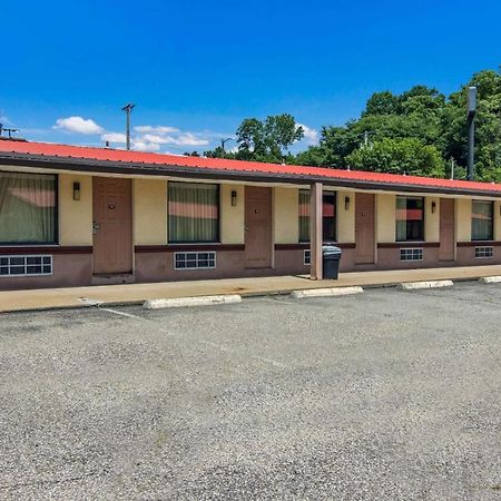 Econo Lodge Pittsburgh I-79 Εξωτερικό φωτογραφία