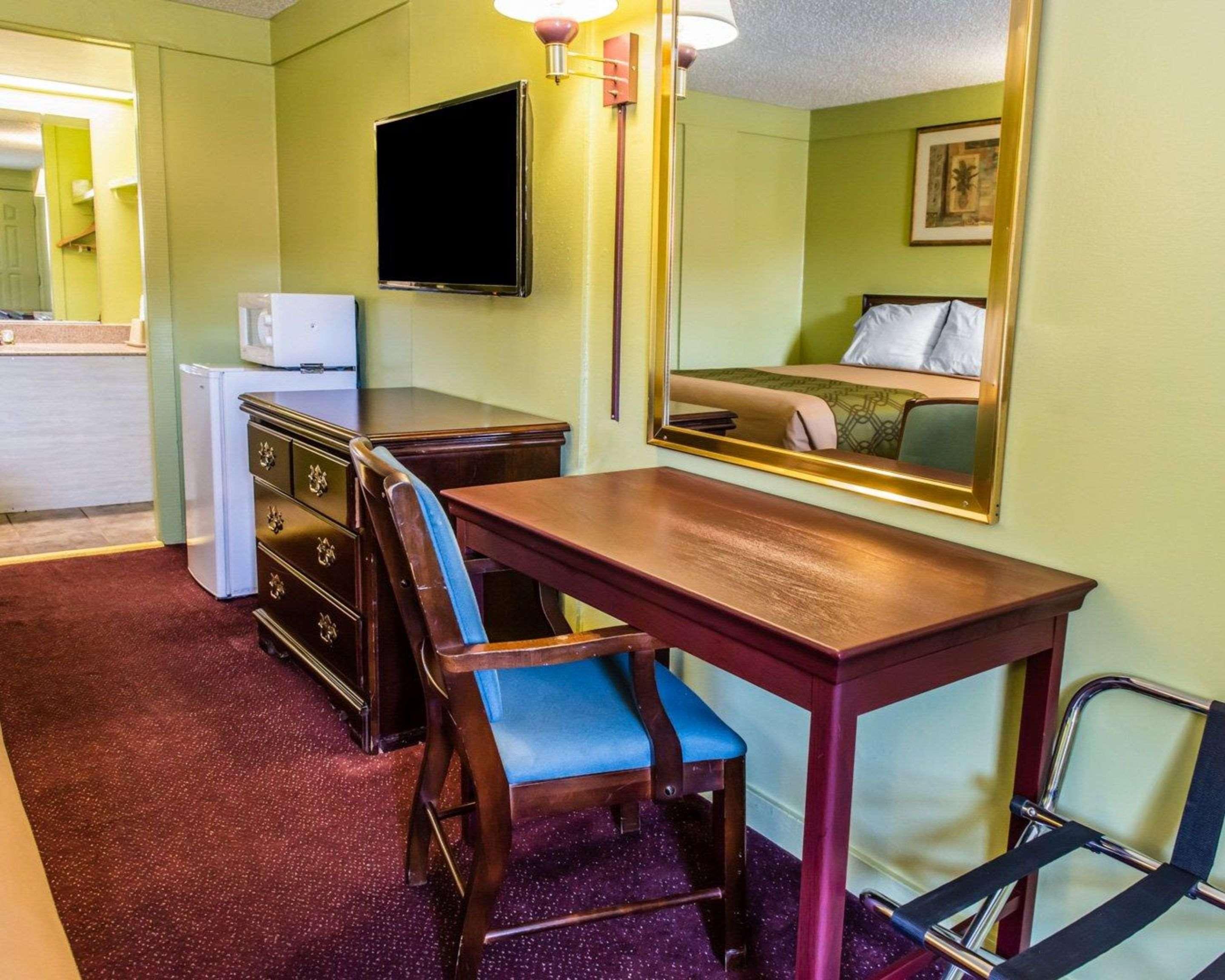 Econo Lodge Pittsburgh I-79 Εξωτερικό φωτογραφία